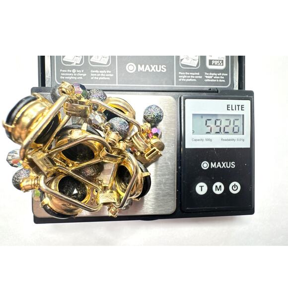 Vintage 1960s "Juliana" Black Button & Lava Bead Demi-Parure - Picture 9 of 10